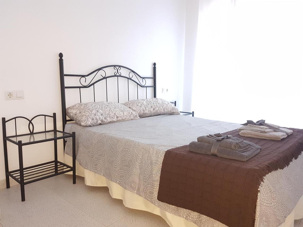 Apartamentos La Bastida Totana Luaran gambar